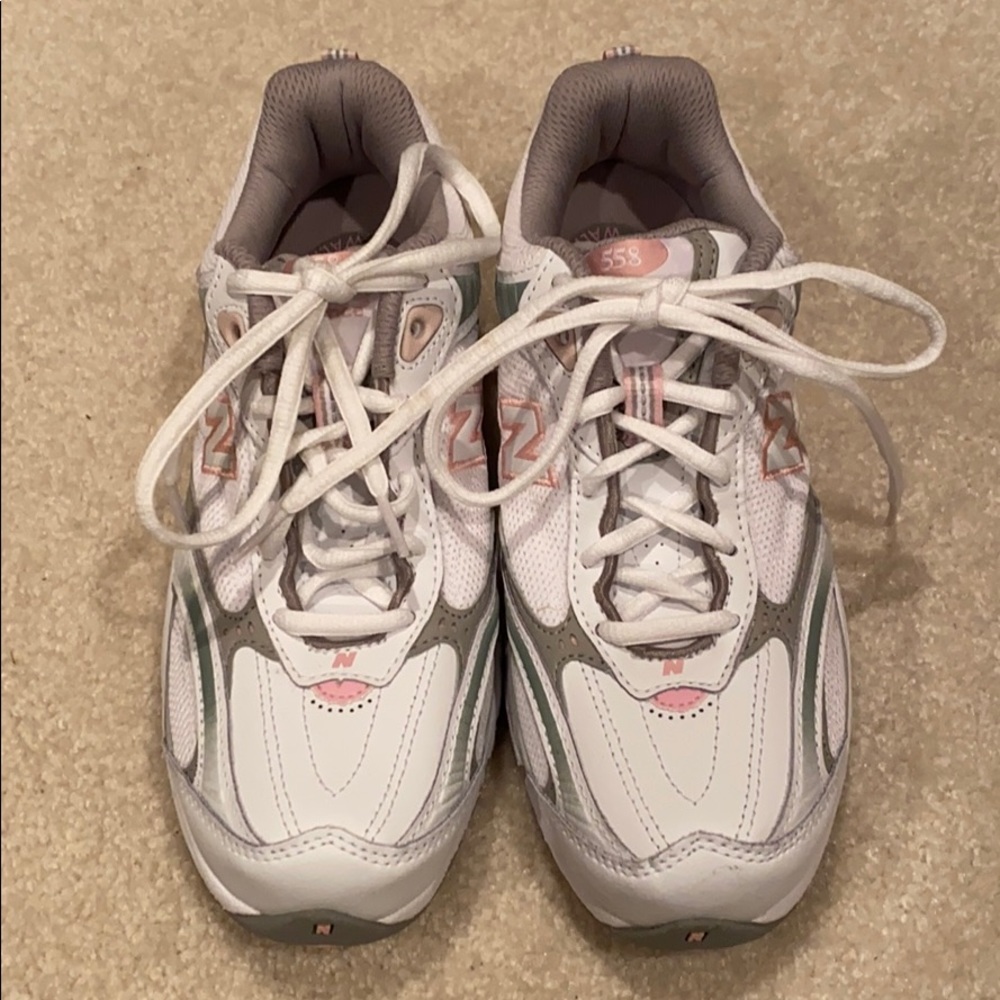 New Balance Tennis Shoes